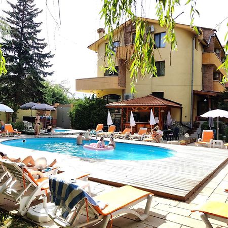Family Hotel IV Welingrad Exterior foto