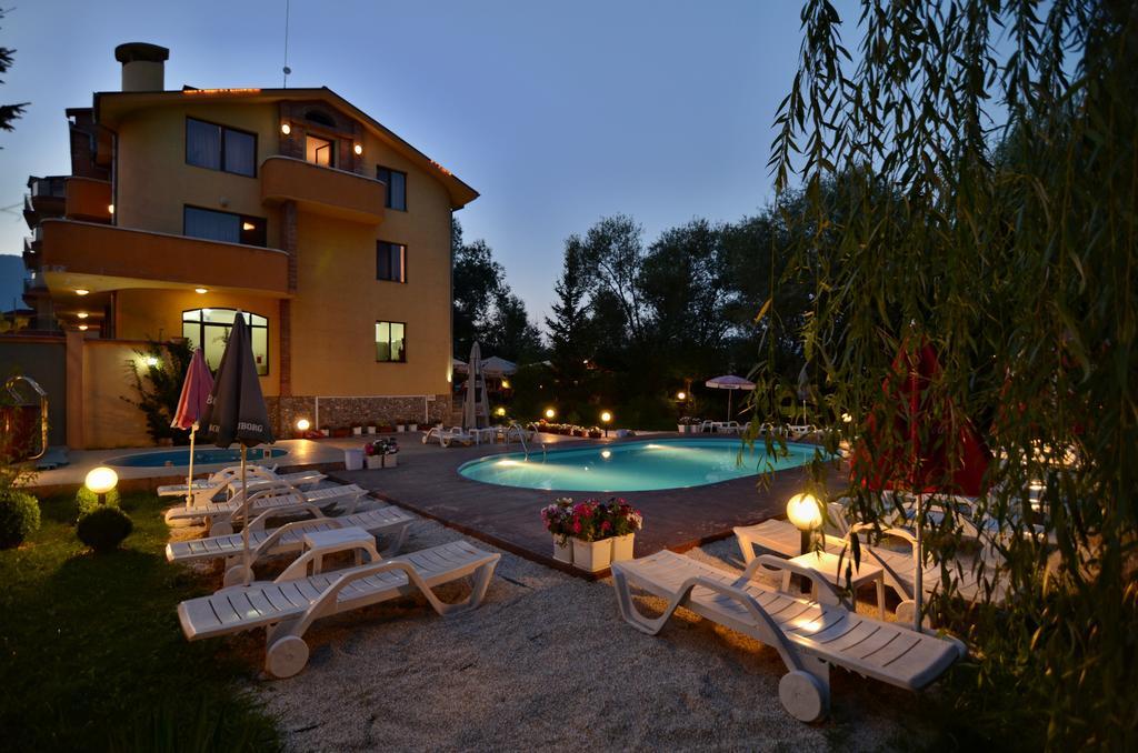 Family Hotel IV Welingrad Exterior foto